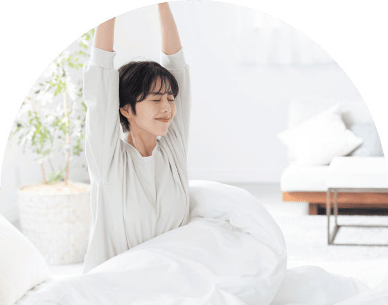 起床する女性